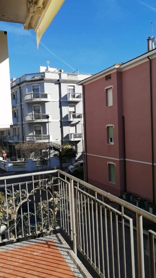 0541 Guest House Rimini Exterior foto